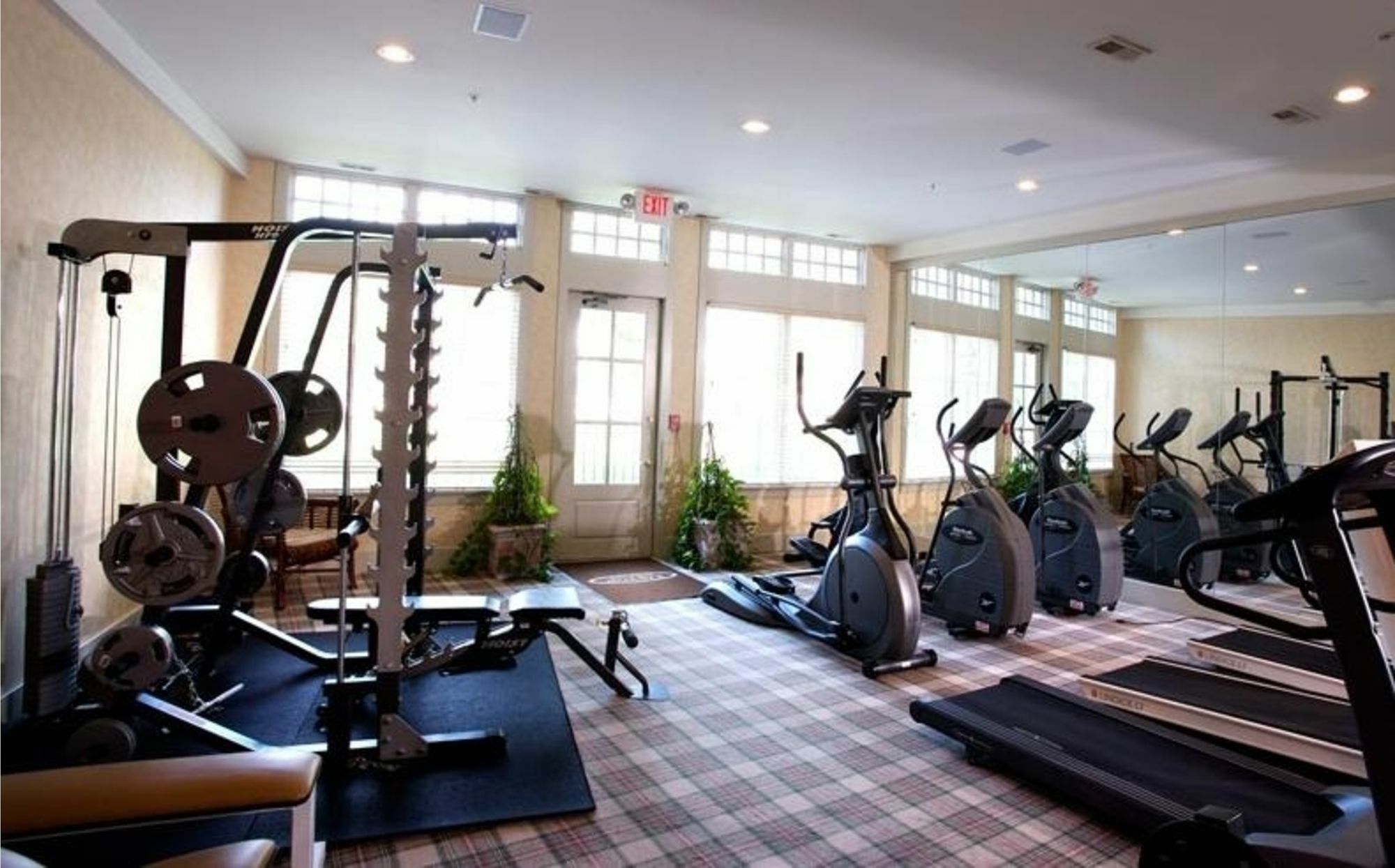Bridgestreet At Easton Commons Aparthotel Кълъмбъс Екстериор снимка